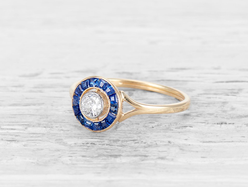 .20 CARAT ART DECO DIAMOND AND SAPPHIRE TARGET RING